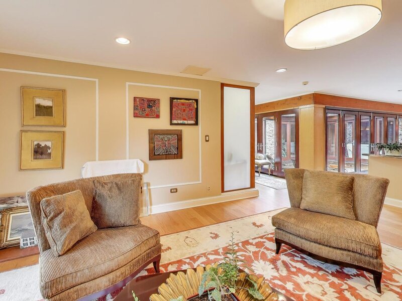 2545 Salceda Drive Northbrook IL 60062