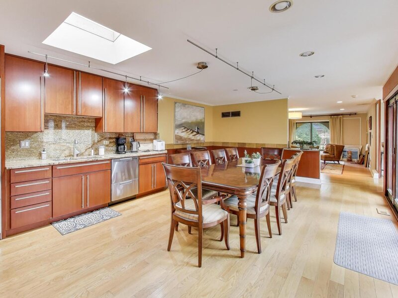 2545 Salceda Drive Northbrook IL 60062