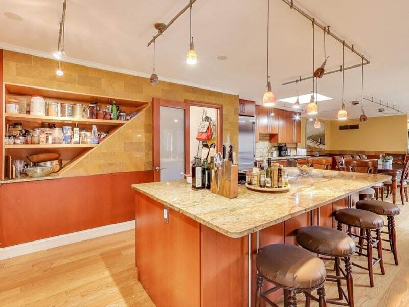 2545 Salceda Drive Northbrook IL 60062