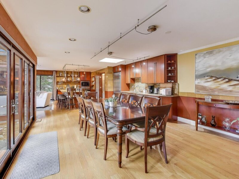 2545 Salceda Drive Northbrook IL 60062