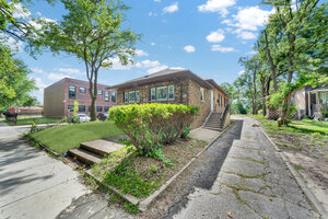 Photo of 12432 S State Street Chicago IL 60628