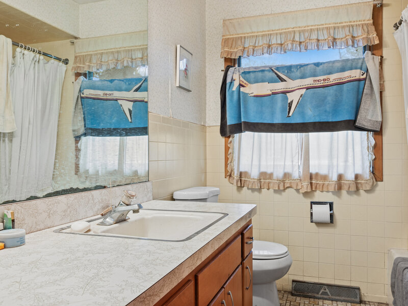 23520 N Old Mchenry Road Lake Zurich IL 60047