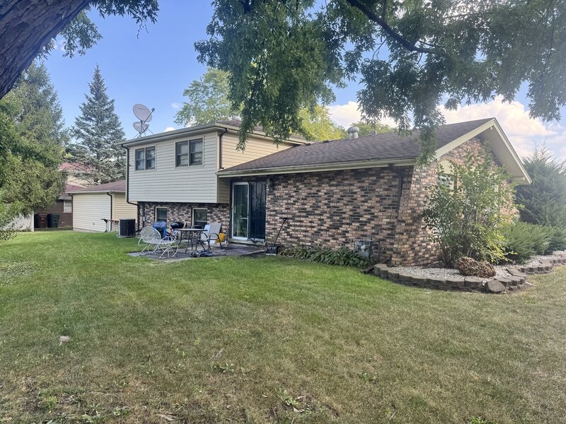 826 E 194th Street Glenwood IL 60425