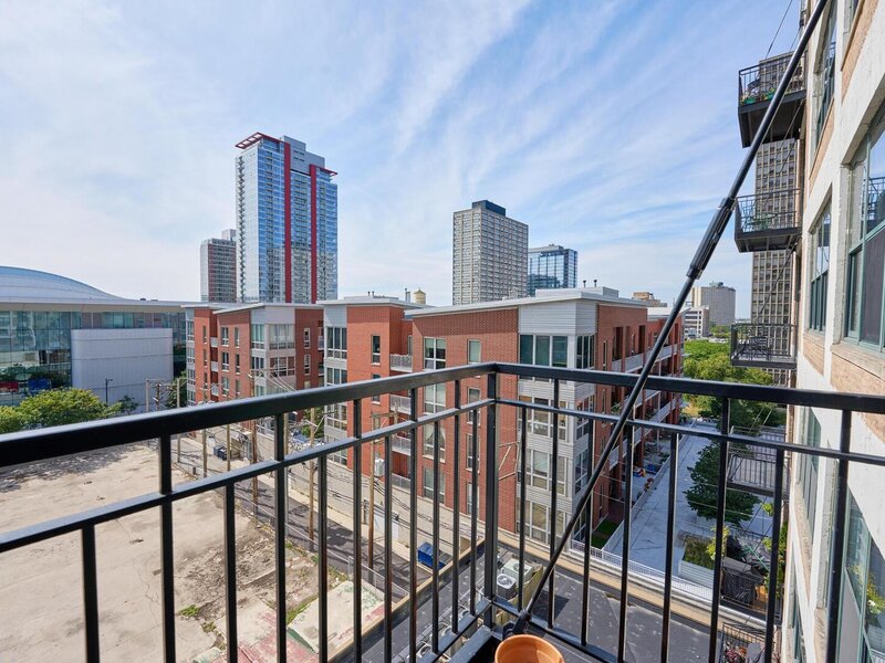 221 E Cullerton Street Chicago IL 60616