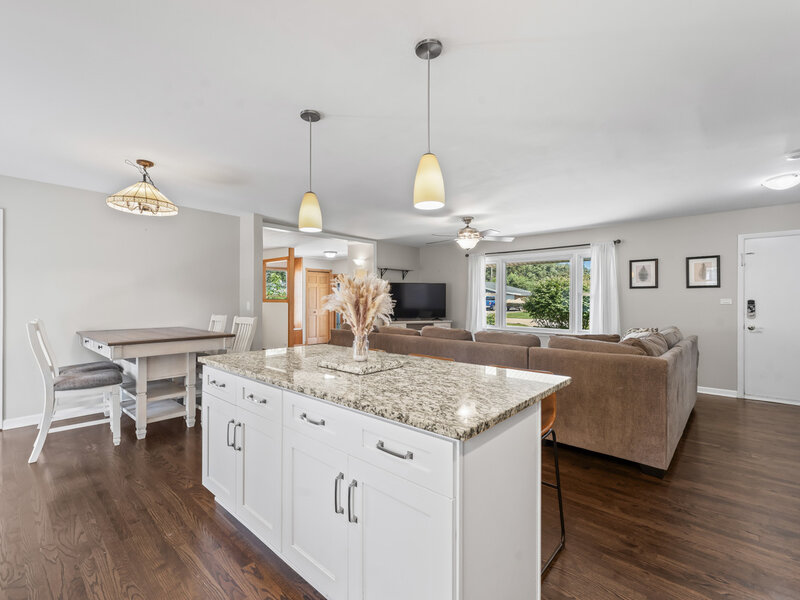 22 Birchwood Drive Glen Ellyn IL 60137