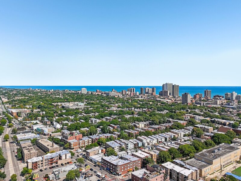 5607 N Clark Street Chicago IL 60660