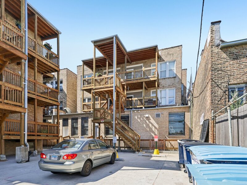 5607 N Clark Street Chicago IL 60660