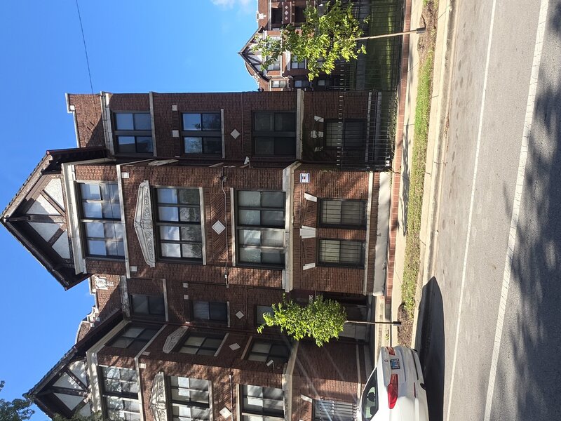 5742 S King Drive Chicago IL 60637