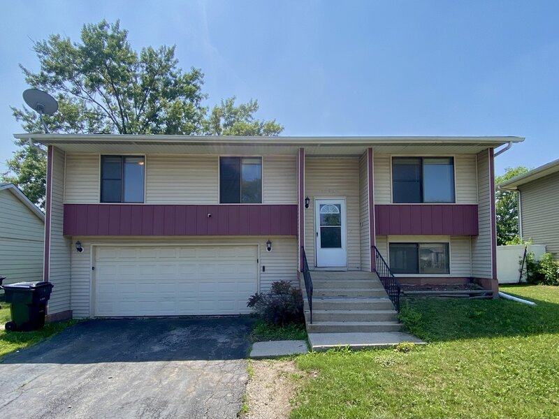 17922 Normandy Lane Hazel Crest IL 60429