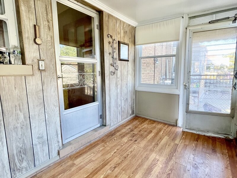 3854 W 67th Place Chicago IL 60629