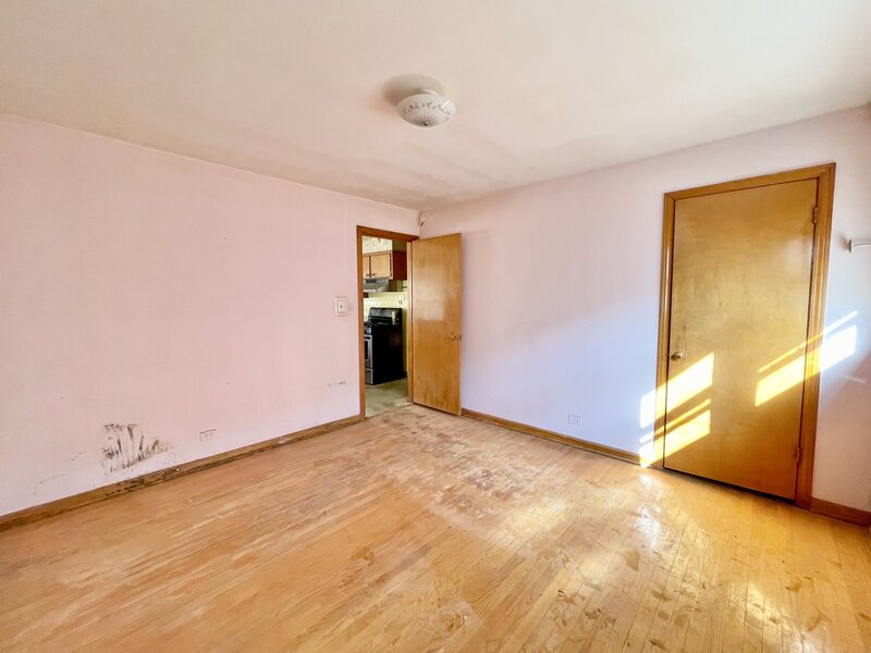 3854 W 67th Place Chicago IL 60629