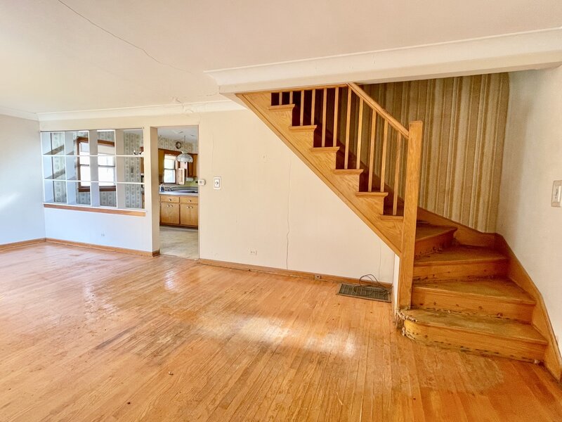 3854 W 67th Place Chicago IL 60629