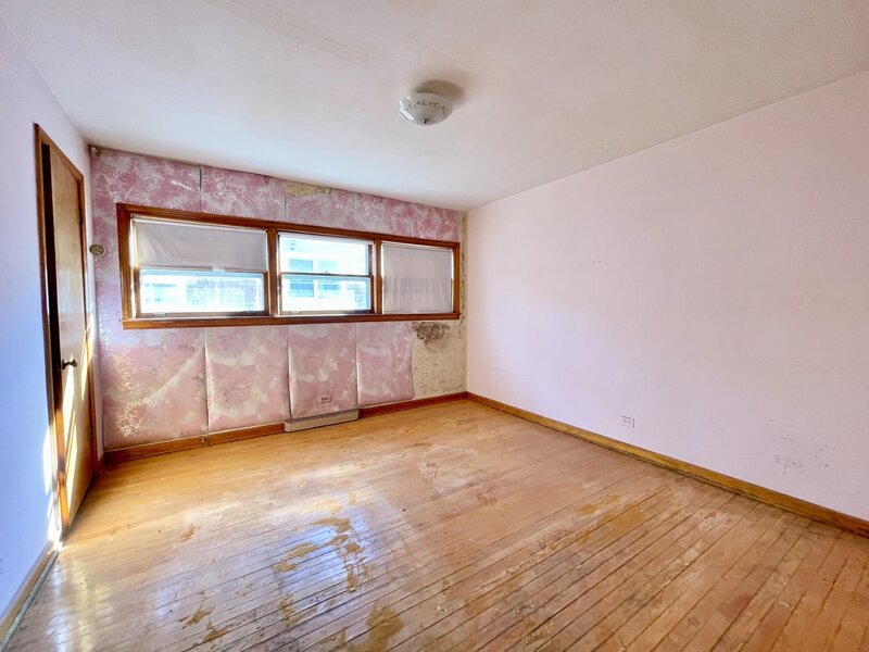 3854 W 67th Place Chicago IL 60629