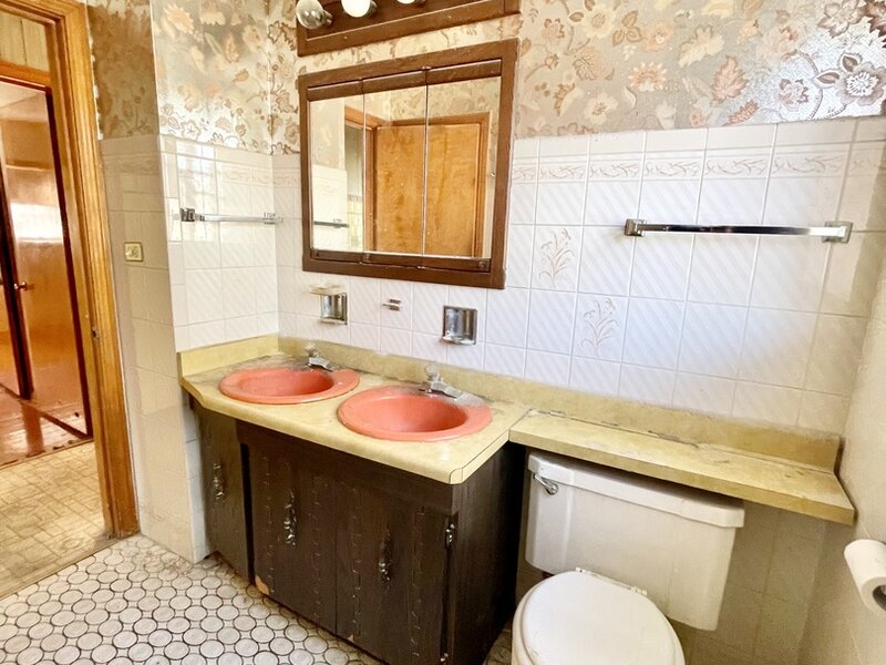 3854 W 67th Place Chicago IL 60629