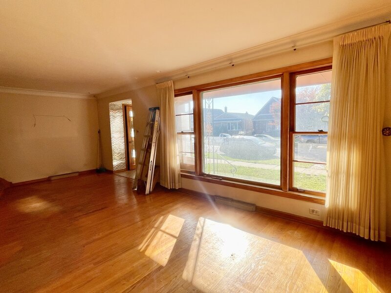 3854 W 67th Place Chicago IL 60629