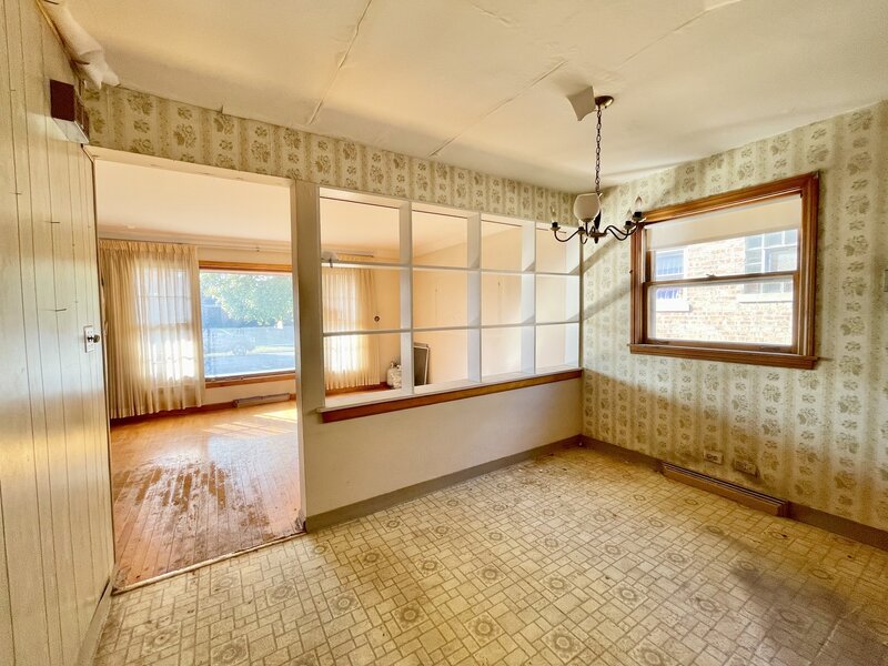 3854 W 67th Place Chicago IL 60629