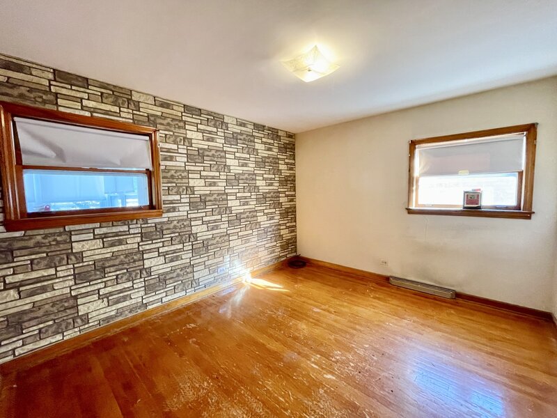 3854 W 67th Place Chicago IL 60629