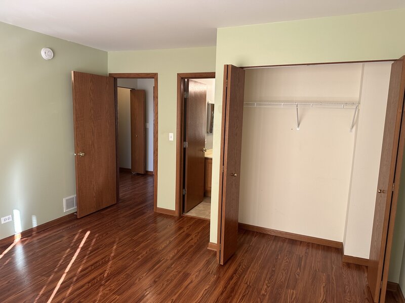2358 Twilight Drive Aurora IL 60503