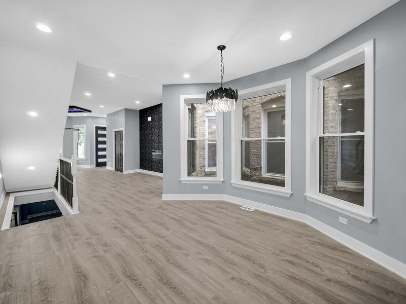 4343 S Ellis Avenue Chicago IL 60653