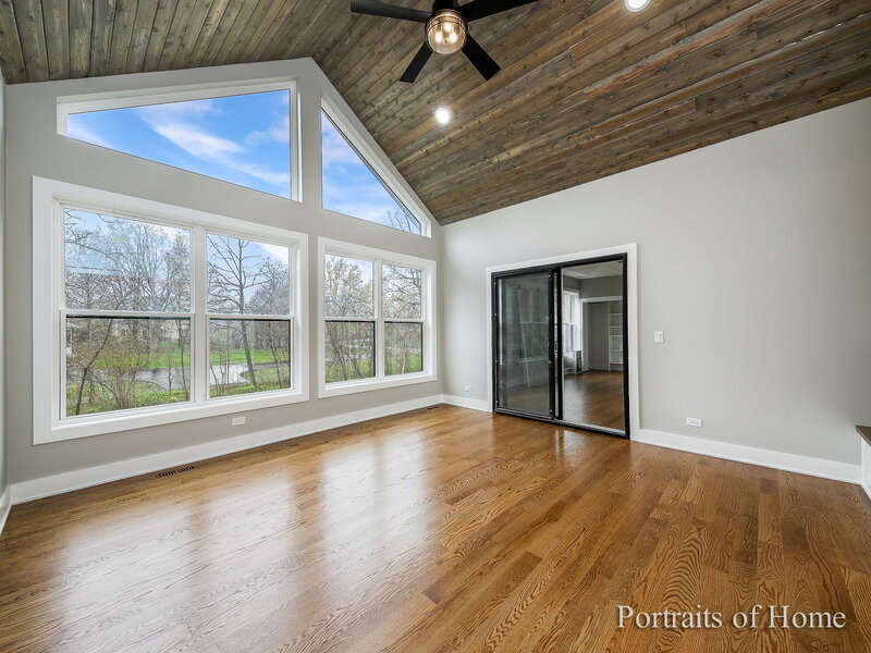 28 Geneva Road West Chicago IL 60185