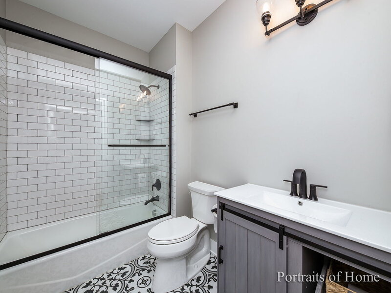 28 Geneva Road West Chicago IL 60185
