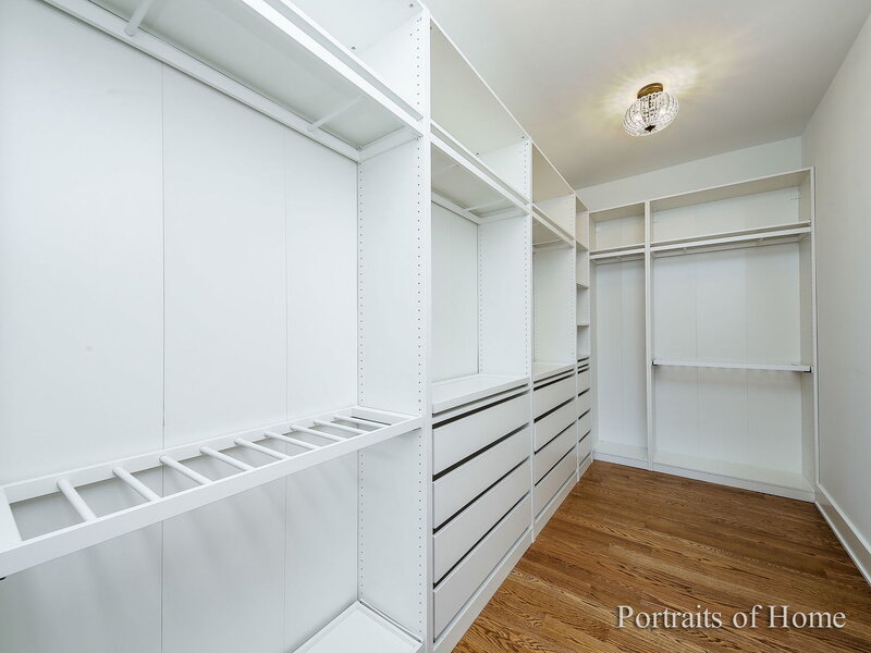 28 Geneva Road West Chicago IL 60185