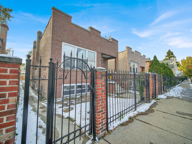 2854 S Central Park Avenue Chicago IL 60623