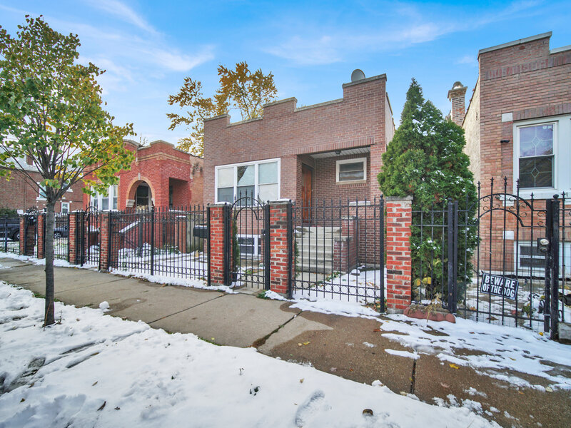2854 S Central Park Avenue Chicago IL 60623