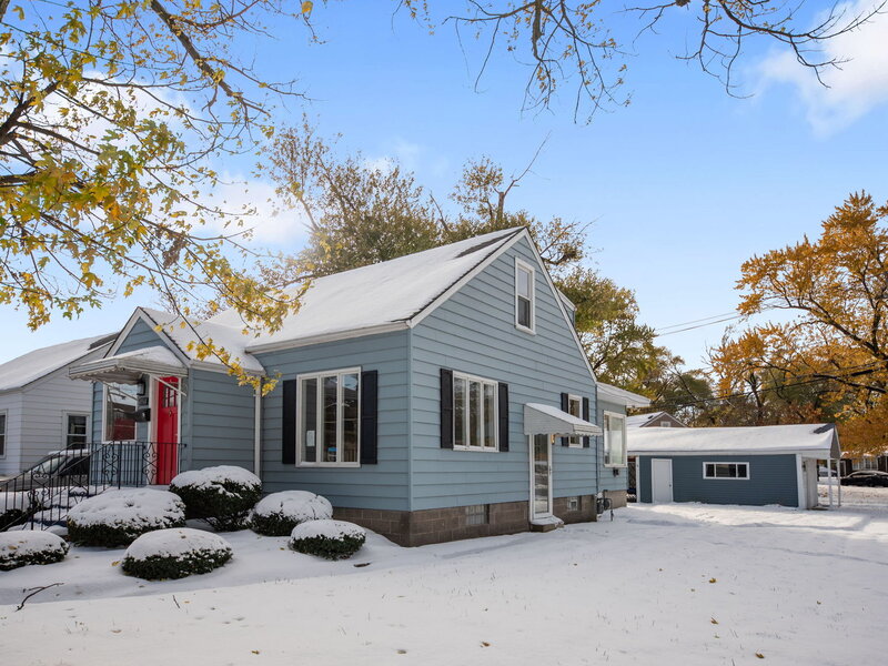 18504 Wentworth Avenue Lansing IL 60438