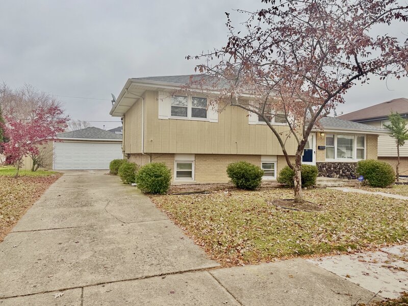 16109 Prairie Avenue South Holland IL 60473