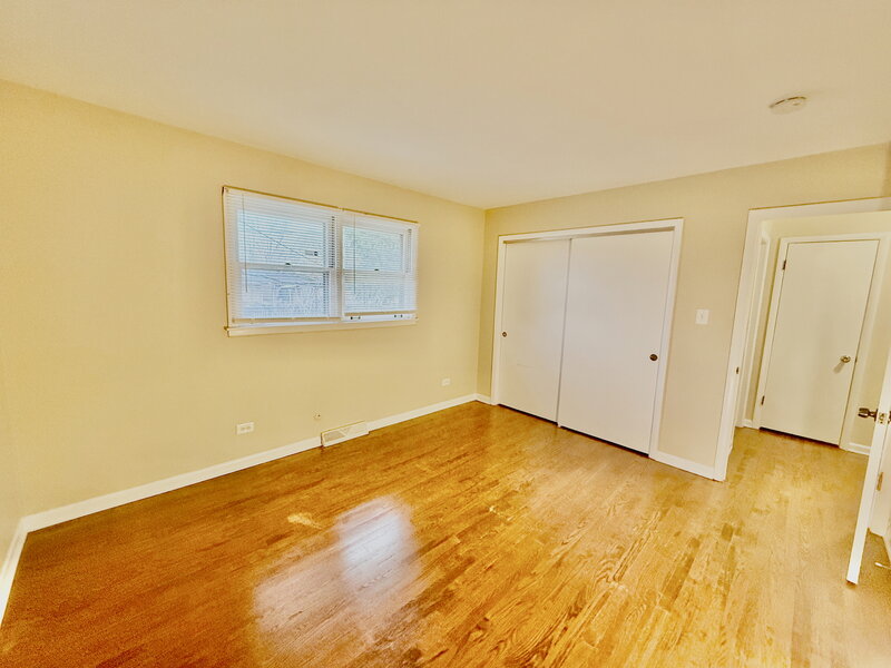 16109 Prairie Avenue South Holland IL 60473