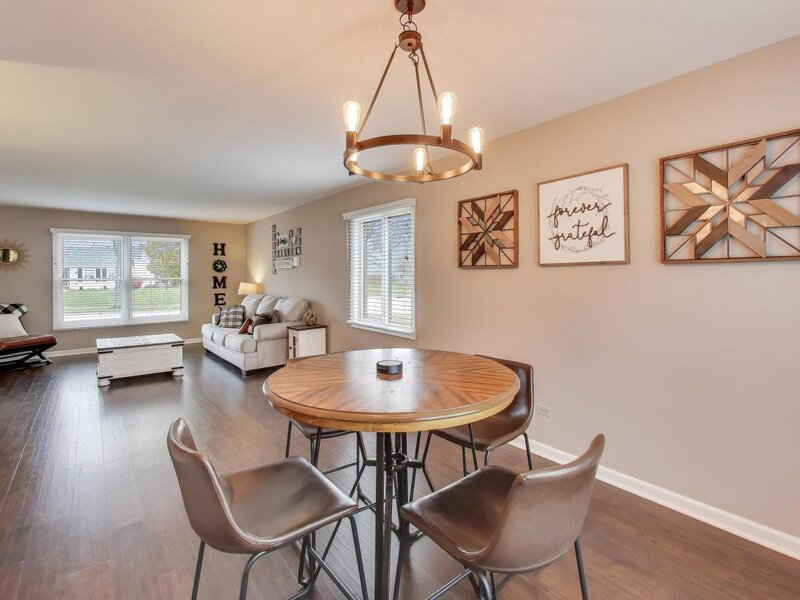 1394 Parkridge Court Crystal Lake IL 60014