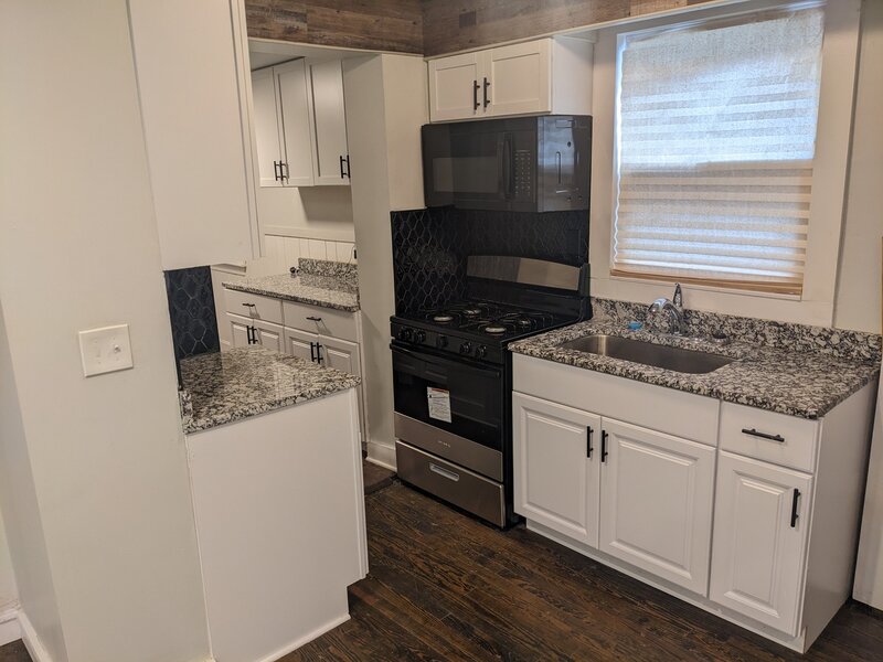 8247 S Wabash Avenue Chicago IL 60619