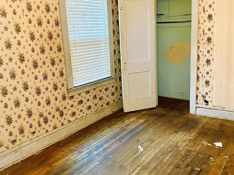 8328 S Crandon Avenue Chicago IL 60617