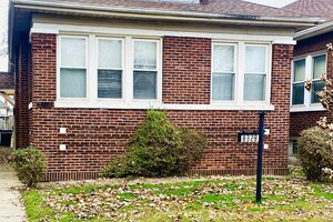 Photo of 8328 S Crandon Avenue Chicago IL 60617