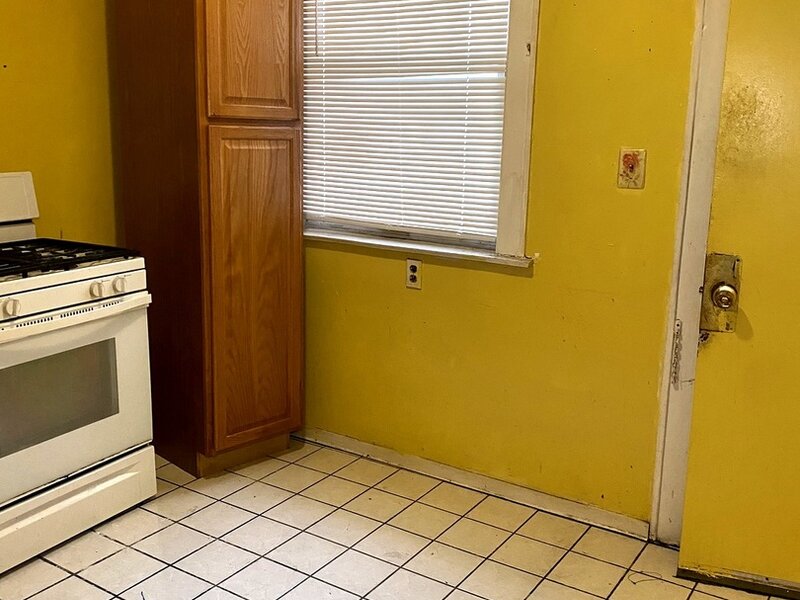 8328 S Crandon Avenue Chicago IL 60617