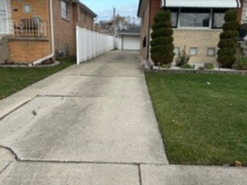 7733 Rutherford Avenue Burbank IL 60459