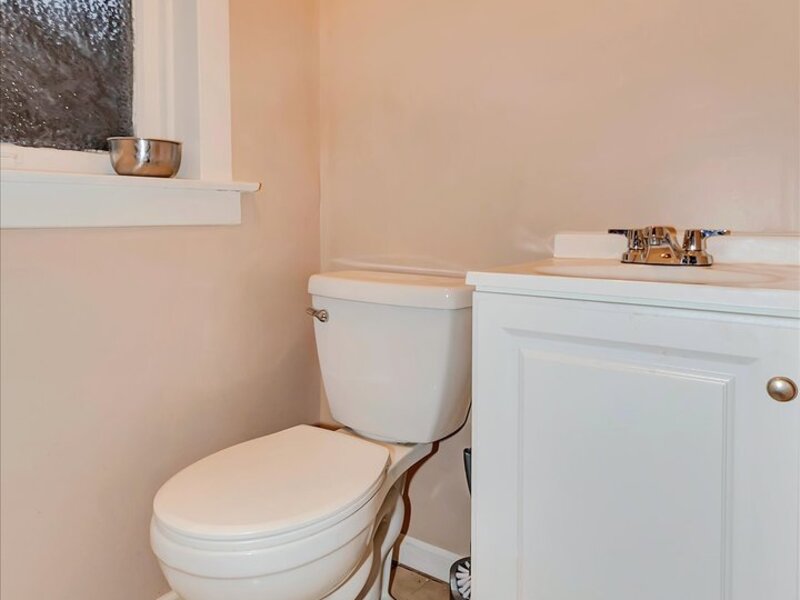 15 W 108th Place Chicago IL 60628