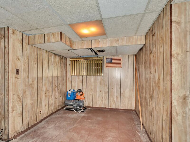 15 W 108th Place Chicago IL 60628