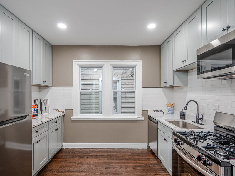 10813 S Eggleston Avenue Chicago IL 60628
