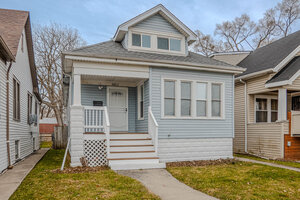 Photo of 10813 S Eggleston Avenue Chicago IL 60628