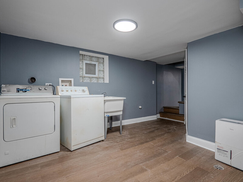 10813 S Eggleston Avenue Chicago IL 60628