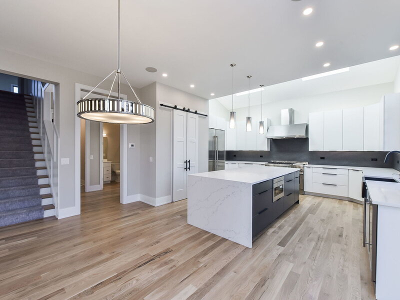 719 N Brainard Street Naperville IL 60563