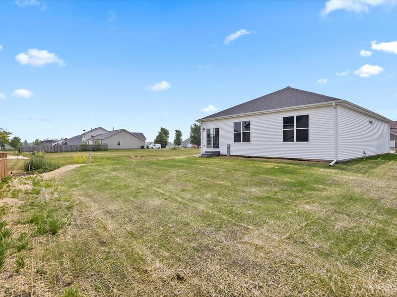 324 N Blue Jay Street Cortland IL 60112