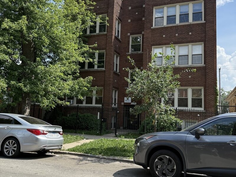 4027 W Crystal Street Chicago IL 60651