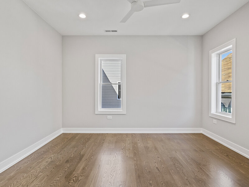 6106 N Hermitage Avenue Chicago IL 60660
