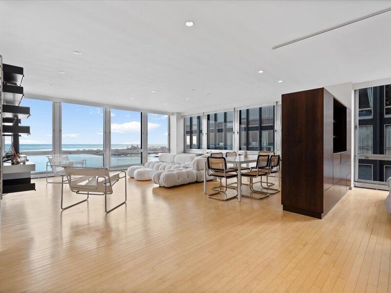 880 N Lake Shore Drive Chicago IL 60611