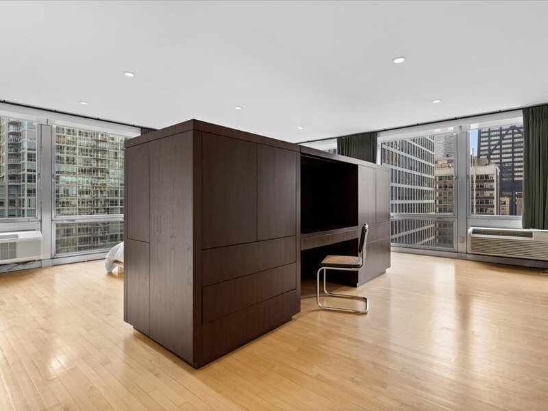 880 N Lake Shore Drive Chicago IL 60611