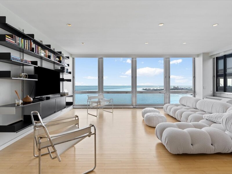 880 N Lake Shore Drive Chicago IL 60611