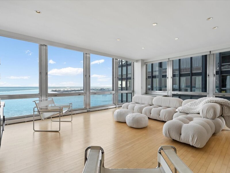 880 N Lake Shore Drive Chicago IL 60611
